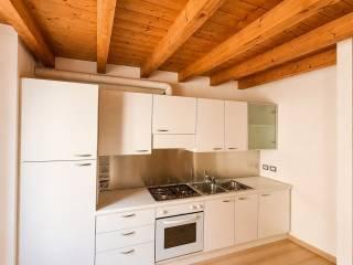 Trilocale via Giuseppe Garibaldi 50, Centro, Belluno — foto 13 di 15