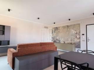 Appartamento nuovo, primo piano, Desenzano Centro, Desenzano del Garda — foto 22 di 34