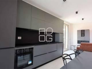 Appartamento nuovo, primo piano, Desenzano Centro, Desenzano del Garda — foto 26 di 34
