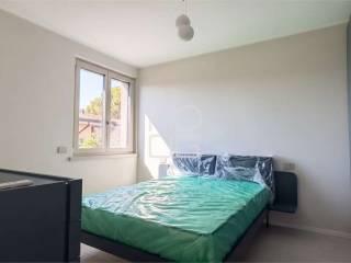 Appartamento nuovo, primo piano, Desenzano Centro, Desenzano del Garda — foto 17 di 34
