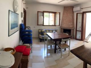 Villa bifamiliare via dei Tigli 10, Torretta, Lago Pappadai, Taranto