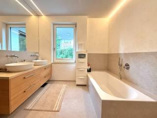 Quadrilocale via Castagni 21, Centro, Merano — foto 4 di 20