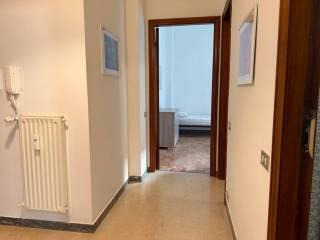 Bilocale buono stato, quarto piano, Sanpierdicanne, Chiavari