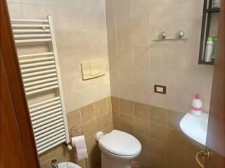 Bilocale via Trento 64, Centro, San Felice del Benaco — foto 3 di 14