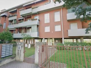 Stanza doppia via Lazzaro Spallanzani 3, Verona
