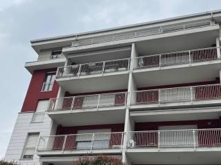 Trilocale via Bellinzona 266, Ponte Chiasso, Como