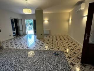 Quadrilocale viale dei Gelsomini 13, Pinetamare, Castel Volturno — foto 4 di 13
