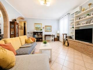 Villa bifamiliare Strada Ponte Alto Ponte Spino 10, Portomaggiore — foto 3 di 37