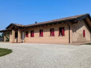 Villa unifamiliare via Santa Croce, Centro, Azzano Decimo — foto 12 di 14