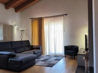 Villa unifamiliare via Santa Croce, Centro, Azzano Decimo — foto 7 di 14