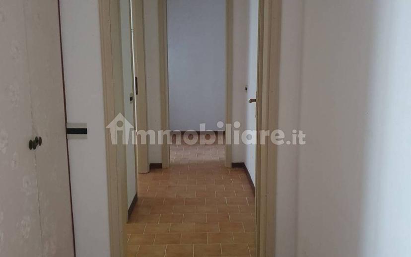 Quadrilocale via Giovanni Comoletti 13A, Centro, Borgosesia — foto 2 di 8