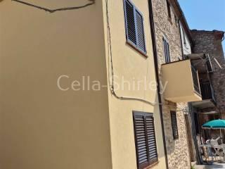 Terratetto unifamiliare 120 m², ottimo stato, Montefortino — foto 3 di 33