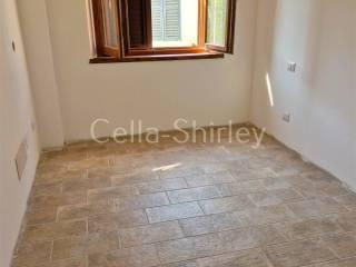 Terratetto unifamiliare 120 m², ottimo stato, Montefortino — foto 26 di 33