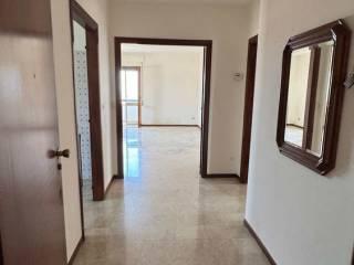 Appartamento viale Aldo Moro 75, Centro, Atri — foto 89 di 95