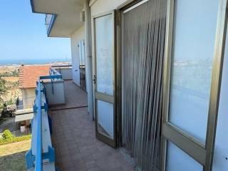Appartamento viale Aldo Moro 75, Centro, Atri — foto 92 di 95