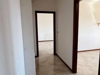 Appartamento viale Aldo Moro 75, Centro, Atri — foto 73 di 95