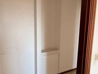 Appartamento viale Aldo Moro 75, Centro, Atri — foto 17 di 95