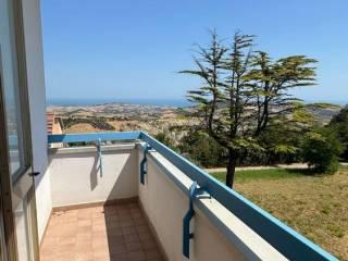 Appartamento viale Aldo Moro 75, Centro, Atri — foto 49 di 95