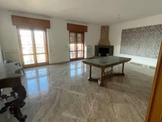 Appartamento via Ferdinando d'Aragona 36, Centro, Barletta — foto 4 di 5