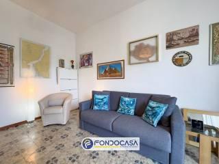 Trilocale piazza Santa Maria, Marina Di Andora, Andora — foto 3 di 23