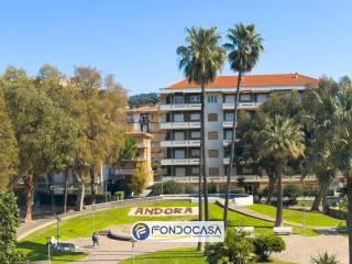 Trilocale piazza Santa Maria, Marina Di Andora, Andora — foto 14 di 23