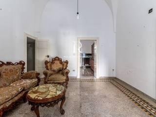 Terratetto unifamiliare 209 m², buono stato, Via Ludovico, Corso Umberto I, Vittorio Emanuele, Ostuni — foto 23 di 63