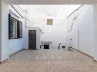 Terratetto unifamiliare 209 m², buono stato, Via Ludovico, Corso Umberto I, Vittorio Emanuele, Ostuni — foto 54 di 63