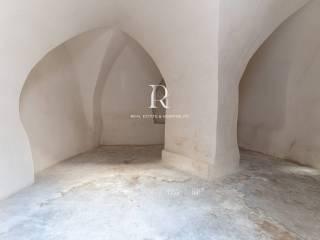 Terratetto unifamiliare 209 m², buono stato, Via Ludovico, Corso Umberto I, Vittorio Emanuele, Ostuni — foto 34 di 63