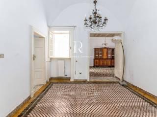 Terratetto unifamiliare 209 m², buono stato, Via Ludovico, Corso Umberto I, Vittorio Emanuele, Ostuni — foto 24 di 63
