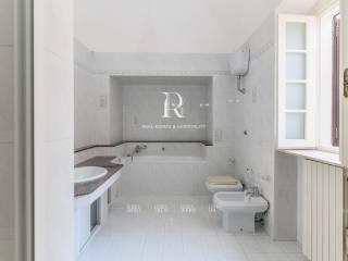 Terratetto unifamiliare 209 m², buono stato, Via Ludovico, Corso Umberto I, Vittorio Emanuele, Ostuni — foto 17 di 63