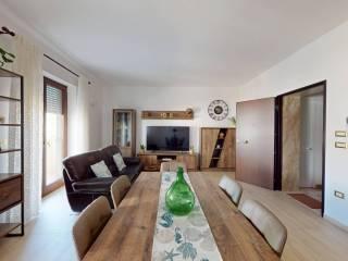 Appartamento via Specchia, Centro, Carovigno — foto 2 di 30
