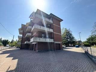 Appartamento via Rocca 6, Centro, Sala Baganza — foto 28 di 42