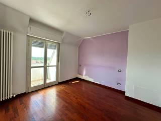 Attico via Caraglio 27, Centro Storico, Cuneo — foto 15 di 38