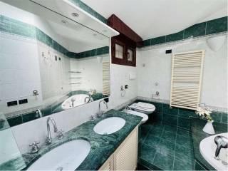 Villa unifamiliare salita Madonnetta, Centro, Recco — foto 9 di 49