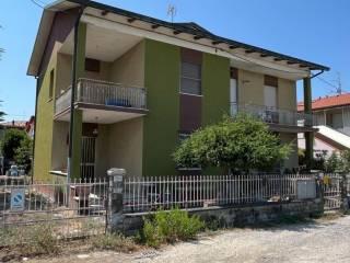 Villa bifamiliare via Celletta dell'Olio, Santarcangelo di Romagna — foto 5 di 11