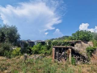 Rustico, da ristrutturare, 85 m², Lavagna — foto 2 di 10