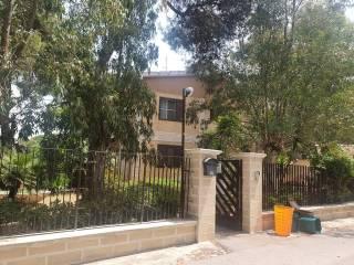 Villa plurifamiliare via Calata dell'Auriga 3, Tamburi - Lido Azzurro, Taranto