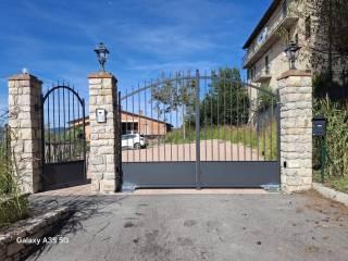 Trilocale via Fratelli Cervi 15a, Chiugiana La Commenda, Corciano — foto 10 di 10