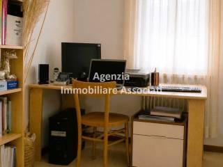 Attico ottimo stato, 90 m², Centro, Bassano del Grappa — foto 13 di 17