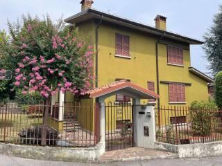 Villa bifamiliare via Chignola Alta 39, Centro, Ranica — foto 3 di 6