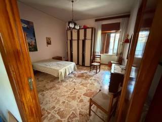 Villa bifamiliare corso Girolamo del Balzo 312, Rotondi