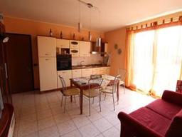 Trilocale viale Liberazione 10, Massalengo