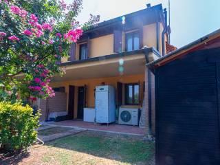 Villa a schiera via della Bassa, Lesignano de' Bagni — foto 41 di 46