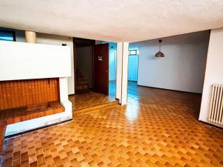 Villa bifamiliare viale Giulio Zavaritt 200, Gorle — foto 13 di 20