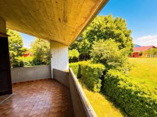 Villa bifamiliare viale Giulio Zavaritt 200, Gorle — foto 18 di 20