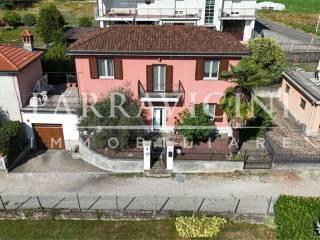 Villa unifamiliare, ottimo stato, 195 m², Centro, Anzano del Parco — foto 6 di 29