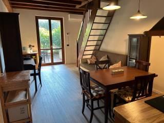 Bilocale via Miralago 29, Centro, Peschiera del Garda — foto 2 di 9