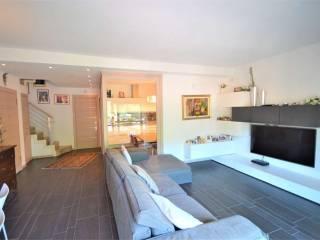 Appartamento via Belvedere, 36, Centro, San Pellegrino Terme — foto 3 di 22