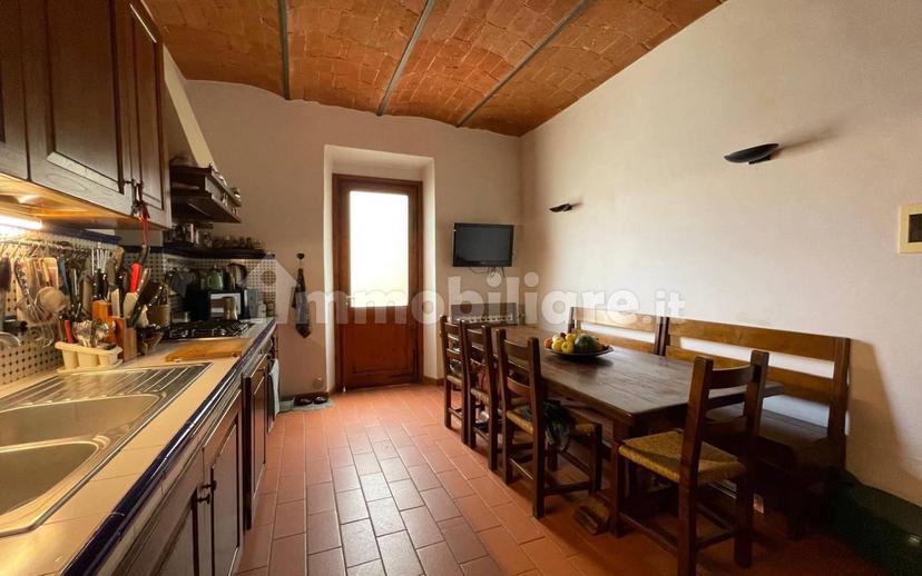 Terratetto unifamiliare 236 m², ottimo stato, Centro, Poggio a Caiano — foto 6 di 15