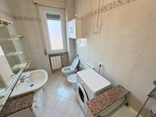 Bilocale via Borgognone 26, Biumo Inferiore - Superiore, Varese
